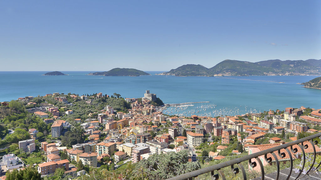 Lerici sea view village